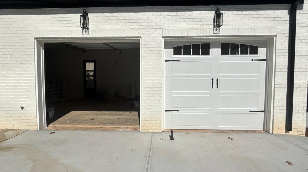 Atlanta Garage Doors provides fast, reliable service, expert technicians, and affordable prices in Atlanta, GA